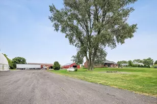 1451 Johnson Rd, Oswego, IL 60543 - Photo 22