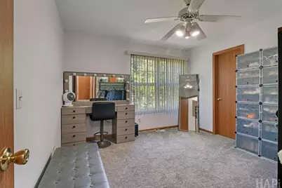 9725 W 17th Street, Zion, IL 60099 - Photo 12