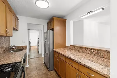1107 S Old Wilke Road #208, Arlington Heights, IL 60005 - Photo 18