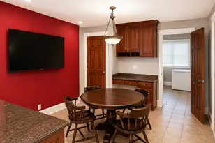 215 58th St, Clarendon Hills, IL 60514 - Photo 6