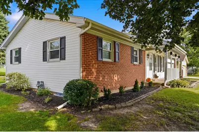 1267 Sunnymeade Drive, Rochelle, IL 61068 - Photo 4