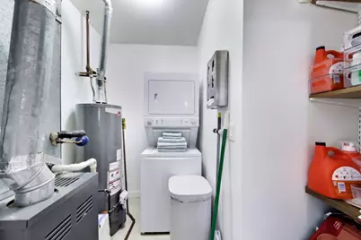 1346 W Cullerton Street #2, Chicago, IL 60608 - Photo 14