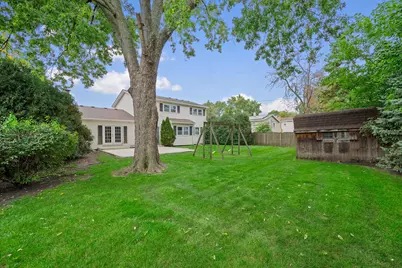 910 Cherokee Drive, Darien, IL 60561 - Photo 34