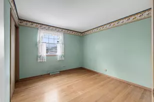 910 Cherokee Dr, Darien, IL 60561 - Photo 26