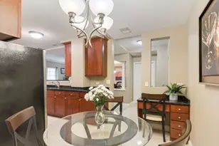 2700 Summit Dr, Glenview, IL 60025 - Photo 14