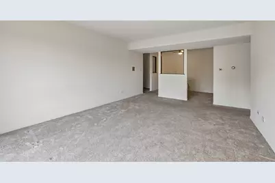 10308 Circle Drive #302, Oak Lawn, IL 60453 - Photo 8
