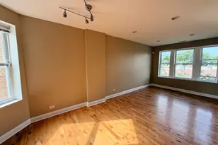 4551 N Pulaski Rd, Chicago, IL 60630 - Photo 2