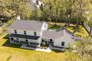 707 Brierhill Rd, Deerfield, IL 60015 - Photo 1