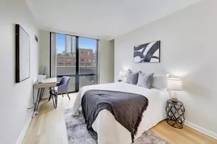 435 W Erie St, Chicago, IL 60654 - Photo 18