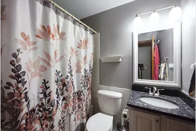 731 E Fullerton Avenue #204, Glendale Heights, IL 60139 - Photo 10