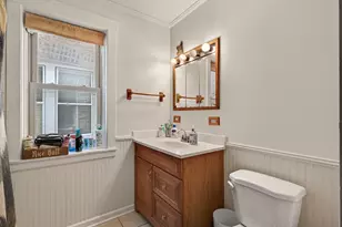 5200 W Byron St, Chicago, IL 60641 - Photo 30