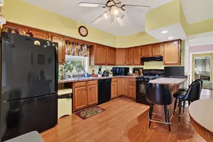 5200 W Byron St, Chicago, IL 60641 - Photo 12