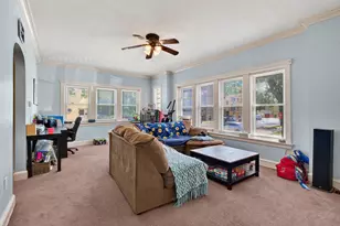 5200 W Byron St, Chicago, IL 60641 - Photo 22