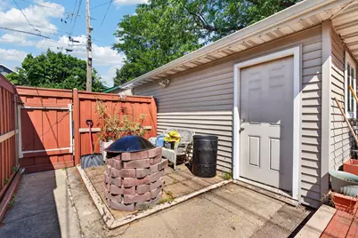 5200 W Byron Street, Chicago, IL 60641 - Photo 46