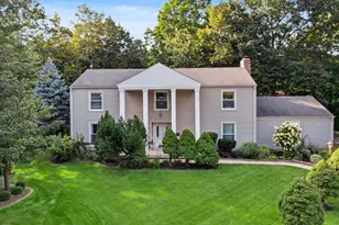 6 Dogwood Rd, Rolling Meadows, IL 60008 - Photo 2