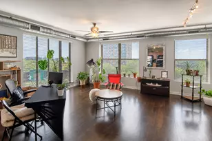 4537 S Drexel Blvd, Chicago, IL 60653 - Photo 2