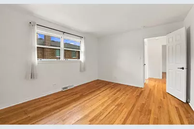 10521 Lavergne Avenue, Oak Lawn, IL 60453 - Photo 10