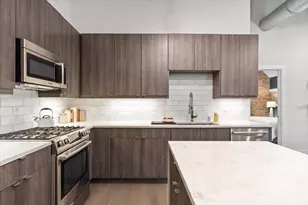 2140 N Richmond St, Chicago, IL 60647 - Photo 12