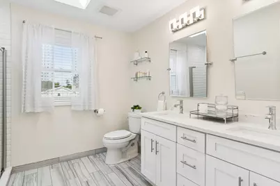 [Address not provided], La Grange, IL 60525 - Photo 16