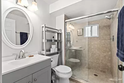 1022 E Jefferson Avenue, Wheaton, IL 60187 - Photo 12