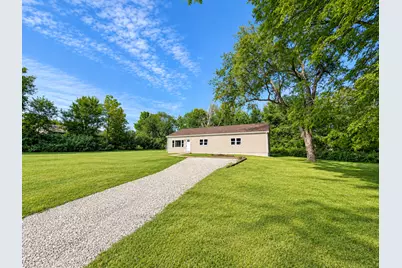 1387 E 16th Road, Streator, IL 61364 - Photo 12