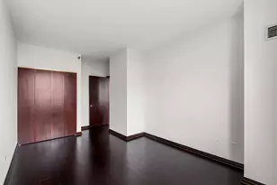 33 W Ontario St, Chicago, IL 60654 - Photo 14
