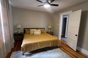 2867 E 77th St, Chicago, IL 60649 - Photo 16