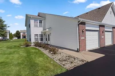 6422 Oak Crest Lane #6422, Loves Park, IL 61111 - Photo 2