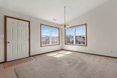 6422 Oak Crest Lane #6422, Loves Park, IL 61111 - Photo 6