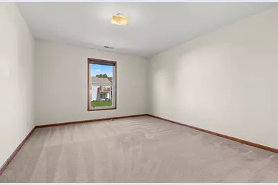 6422 Oak Crest Lane #6422, Loves Park, IL 61111 - Photo 12
