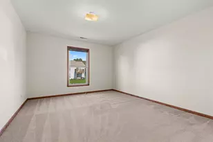 6422 Oak Crest Ln, Loves Park, IL 61111 - Photo 12