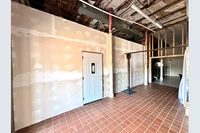 902 1/2 N Main Street #2, Princeton, IL 61356 - Photo 2