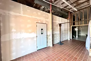 902 1/2 N Main St, Princeton, IL 61356 - Photo 2