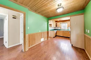 17558 Community St, Lansing, IL 60438 - Photo 10