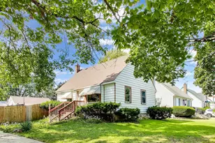 17558 Community St, Lansing, IL 60438 - Photo 2