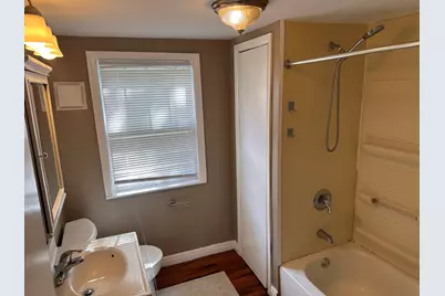 607 Leonard Avenue, Dekalb, IL 60115 - Photo 16