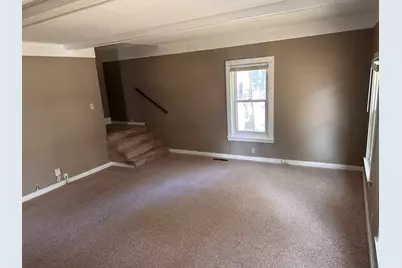 607 Leonard Avenue, Dekalb, IL 60115 - Photo 4