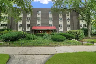 10015 Beverly Dr, Skokie, IL 60076 - Photo 1