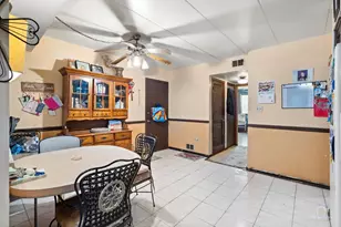 7036 98th St, Chicago Ridge, IL 60415 - Photo 6