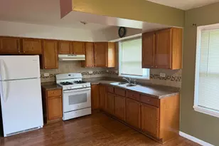 15726 Avalon Ave, South Holland, IL 60473 - Photo 10