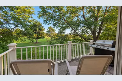 311 Glasgow Lane #V2, Schaumburg, IL 60194 - Photo 8