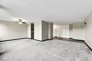 4850 S Lake Park Ave, Chicago, IL 60615 - Photo 10