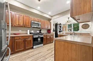 13563 Morgan Way, Huntley, IL 60142 - Photo 8