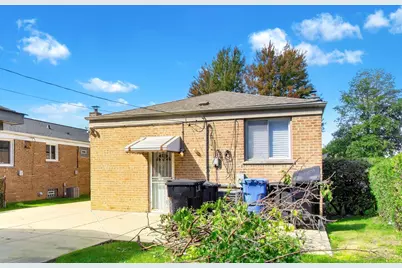 8215 S Tripp Avenue, Chicago, IL 60652 - Photo 32