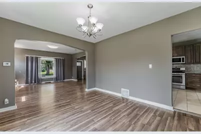 228 Richards Street, Joliet, IL 60433 - Photo 4