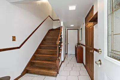 1961 Governors Lane, Hoffman Estates, IL 60169 - Photo 2
