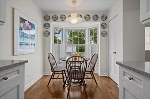 12 The Court Of Lagoon View, Northbrook, IL 60062 - Photo 10