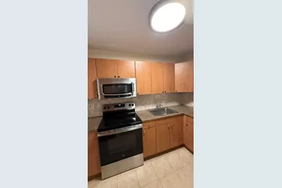 1850 N Clark Street #810, Chicago, IL 60614 - Photo 4