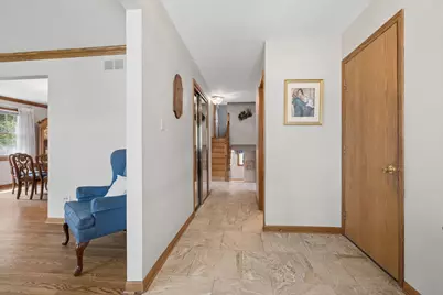 7802 Sawyer Road, Darien, IL 60561 - Photo 2