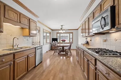 7802 Sawyer Road, Darien, IL 60561 - Photo 8